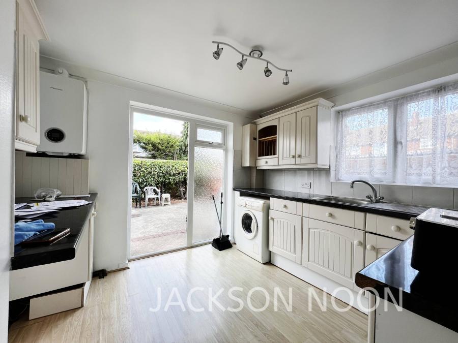 Flat Larkspur Way in Epsom and Ewell