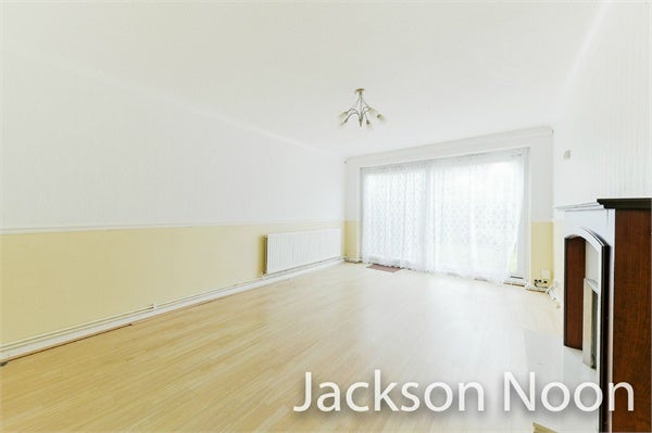 Flat Larkspur Way in Epsom and Ewell