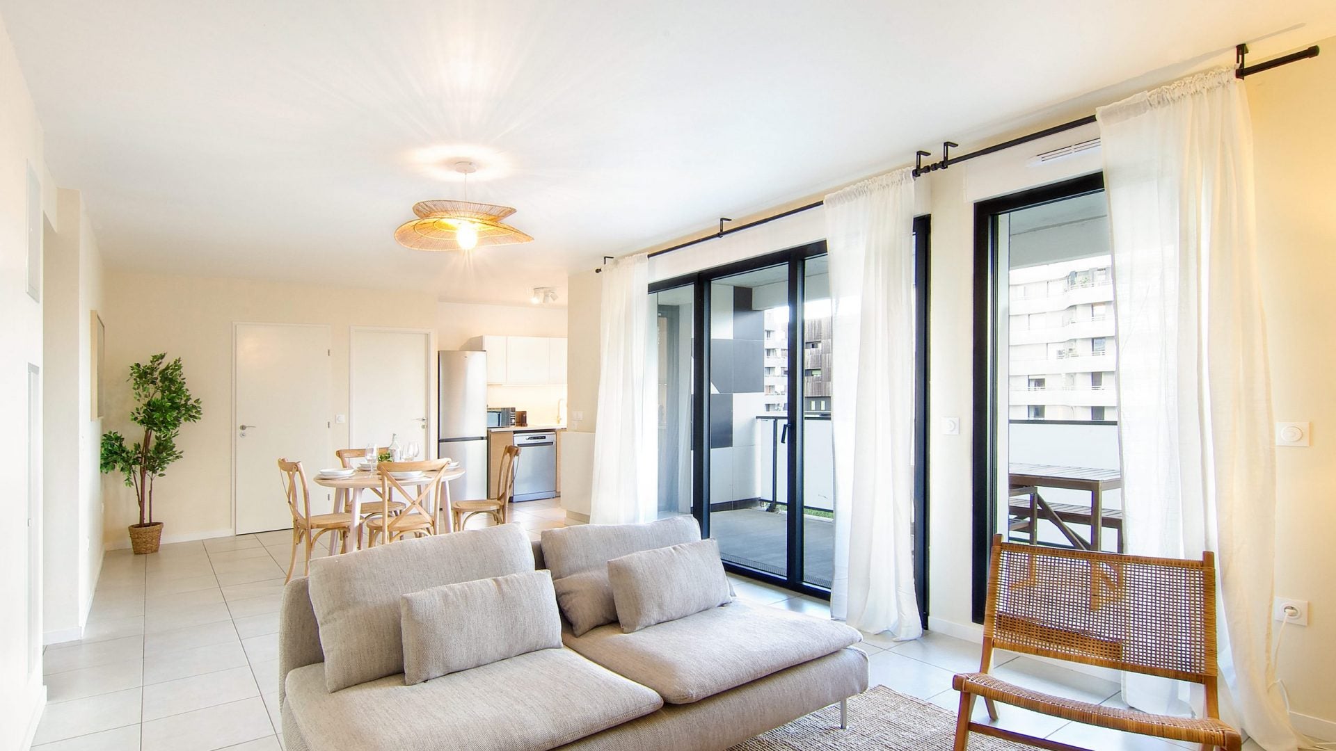 House Avenue de Laroque in Bordeaux