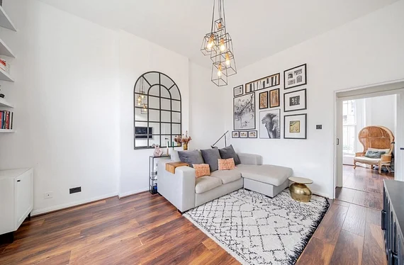 Flat Chichester Road in Greater London