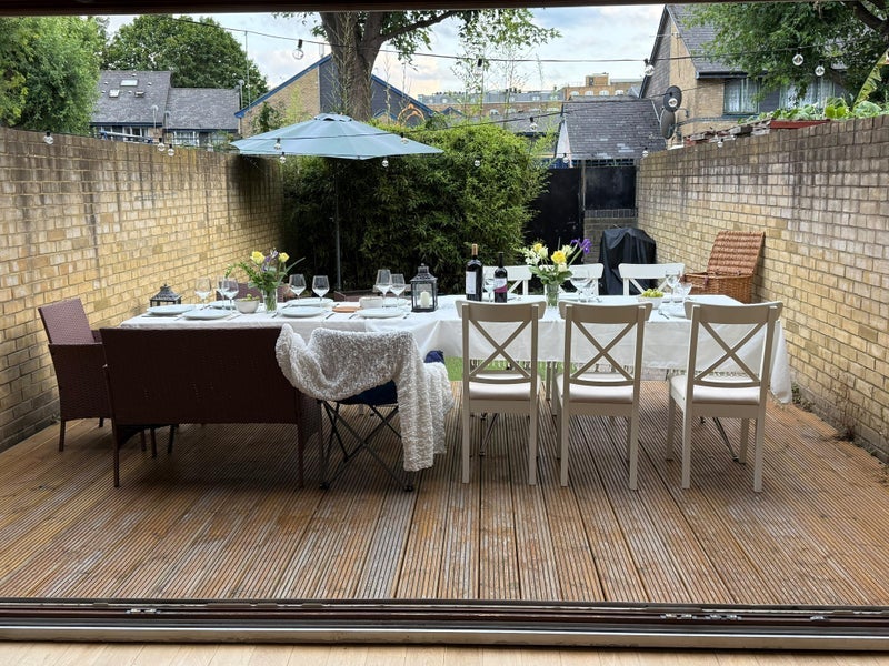 Room Park Street in Greater London