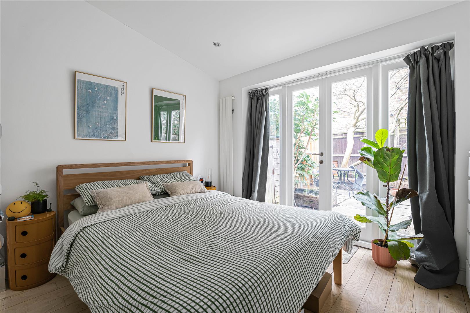 House Leighton Road in Greater London