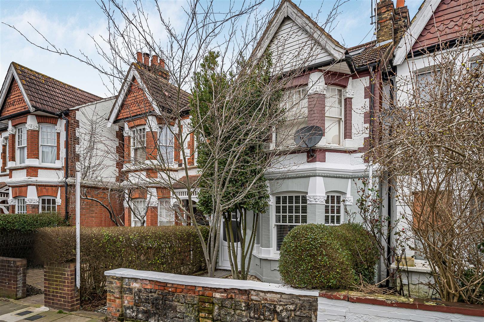 House Leighton Road in Greater London