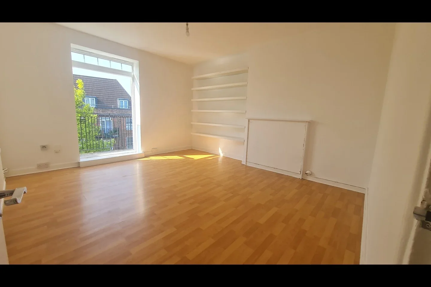 Flat New Park Road in Greater London