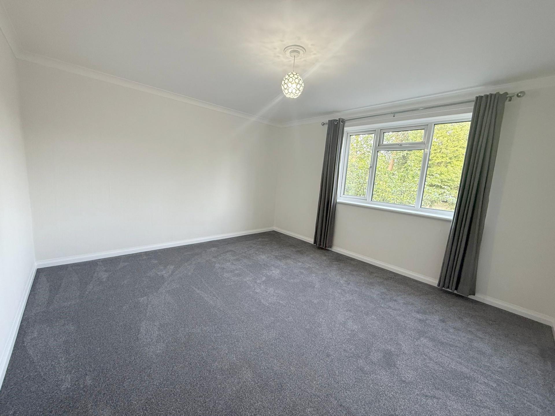Flat High Street in Hertsmere