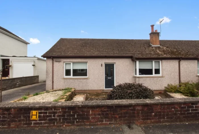 House Gloucester Avenue in Dumfries