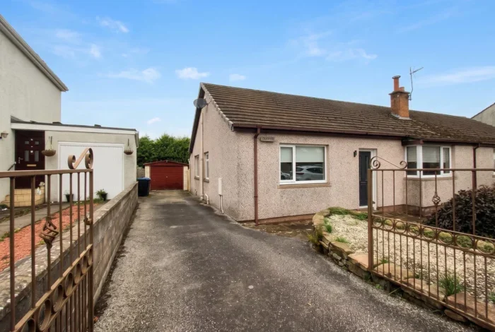 House Gloucester Avenue in Dumfries
