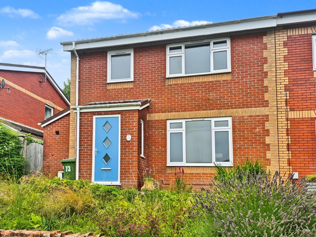 Flat Ty Rhiw in Taffs Well