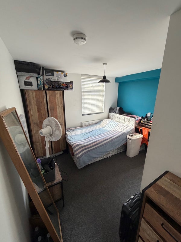 Room Gresham Street in Coventry