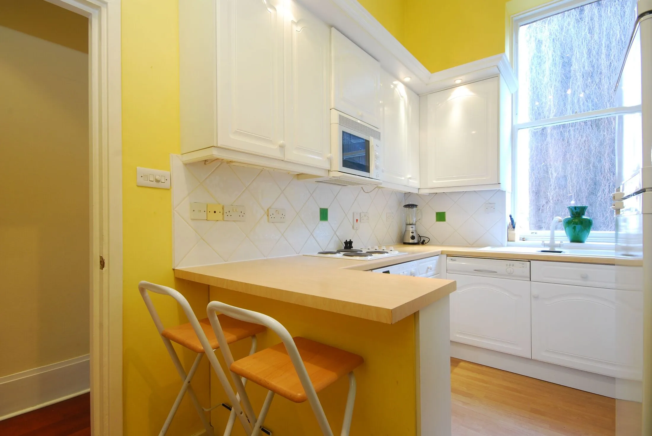 Flat Nevern Square in Greater London