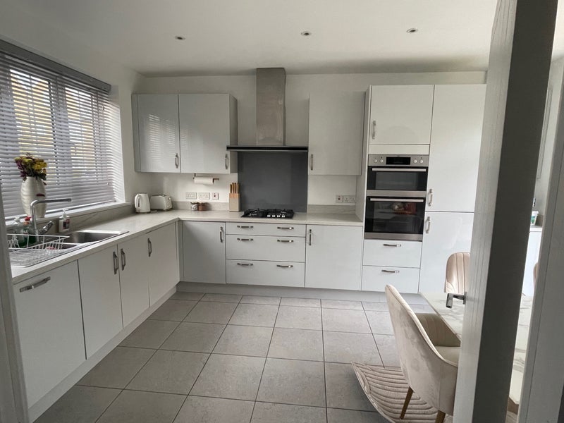 Room Cranford Road in Maidstone