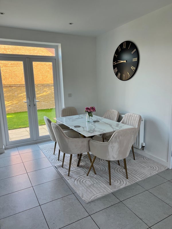 Room Cranford Road in Maidstone