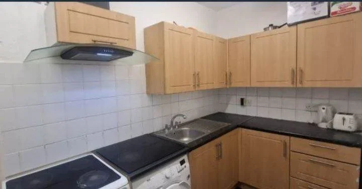 Room Polesworth Road in Greater London