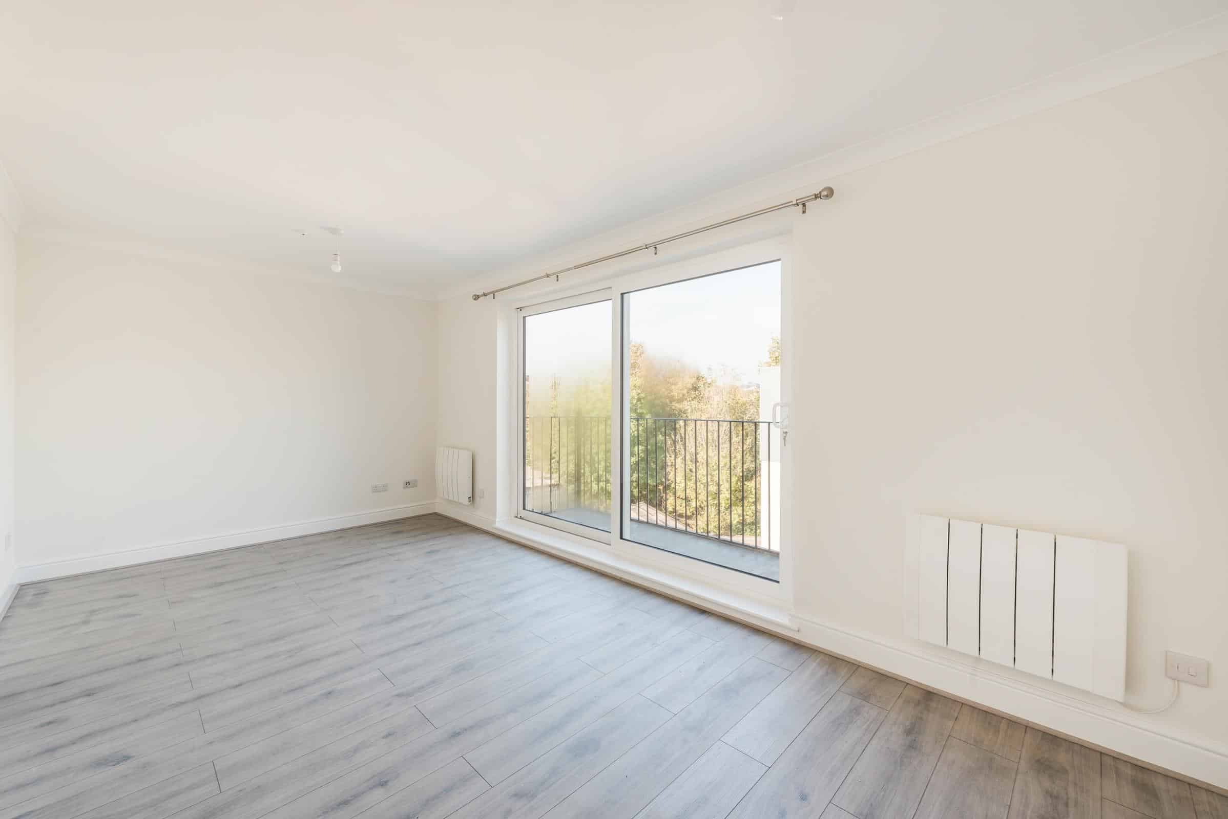 Flat Kingston Road in Greater London