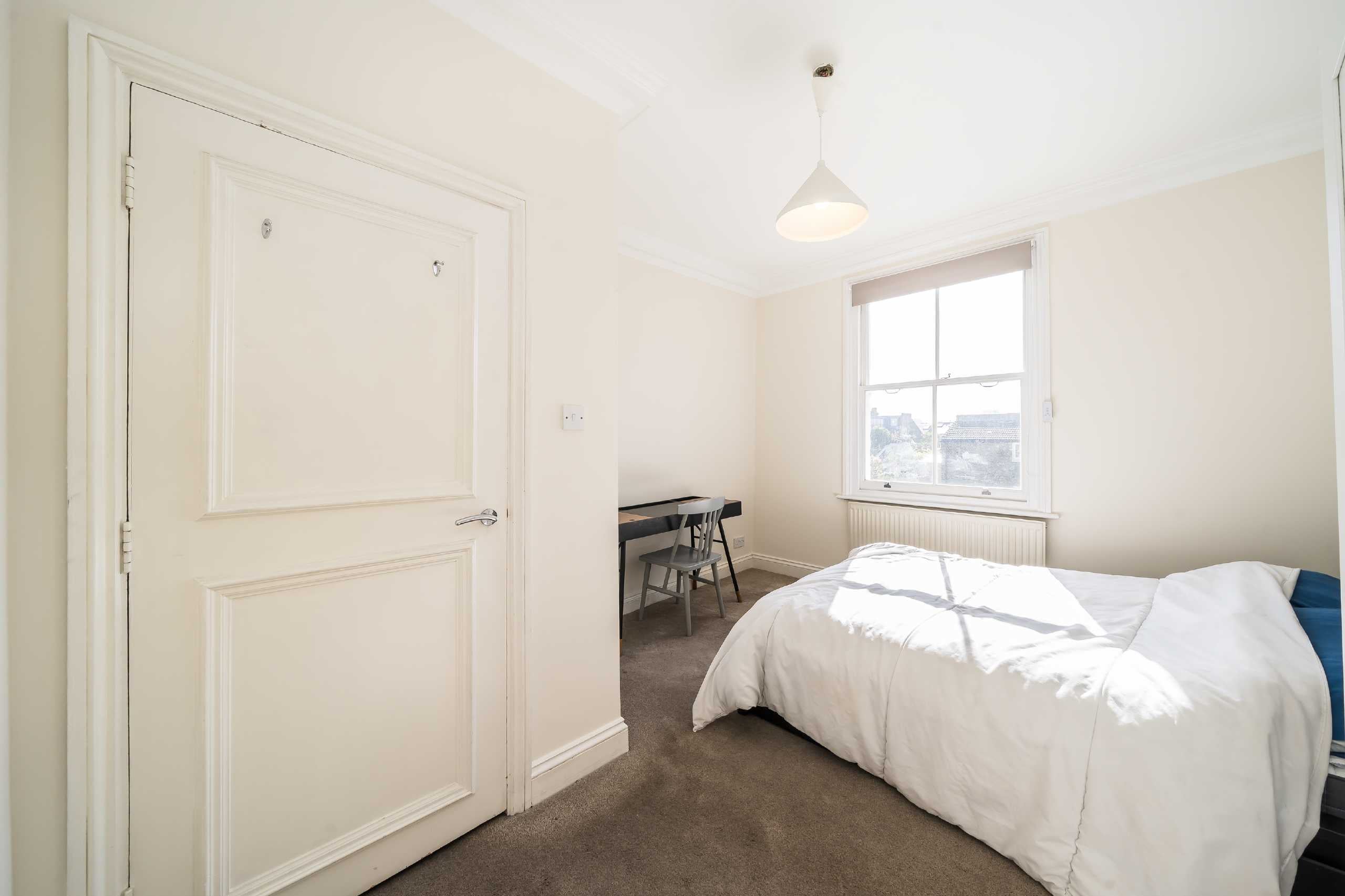Flat Wandsworth Road in Greater London
