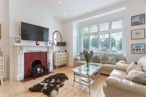 House Alfriston Road in Greater London