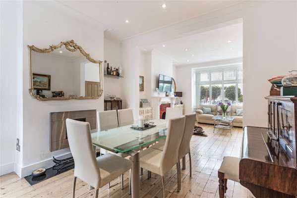 House Alfriston Road in Greater London