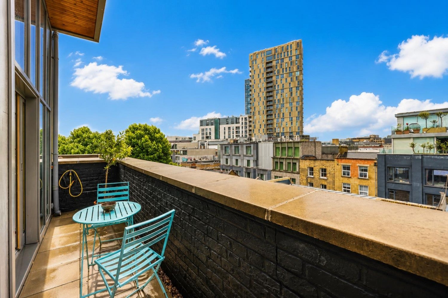 Flat Redchurch Street in Greater London