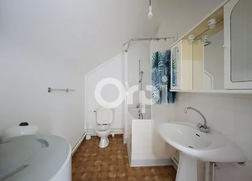 Room Rue de la Mairie in Sanilhac