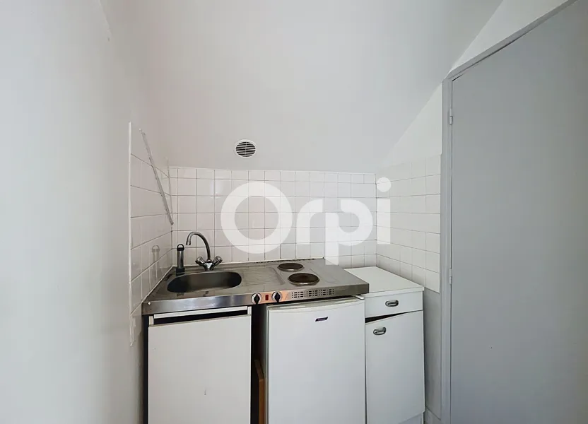 Room Rue de la Mairie in Sanilhac