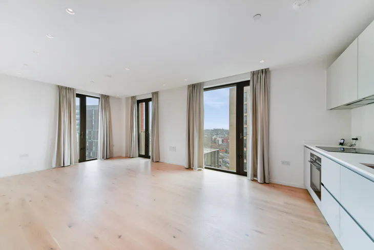 Flat Lewis Cubitt Walk in Greater London