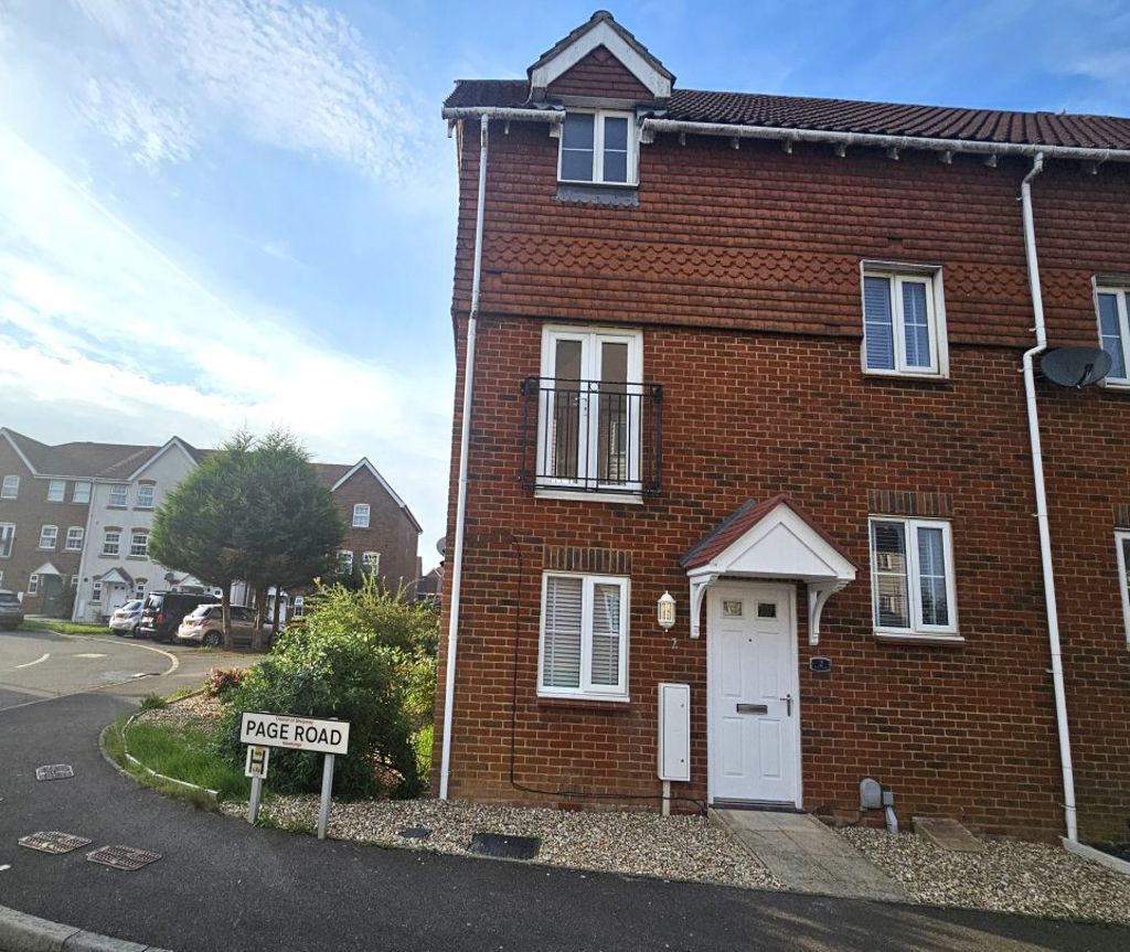House Page Road in Folkestone and Hythe District