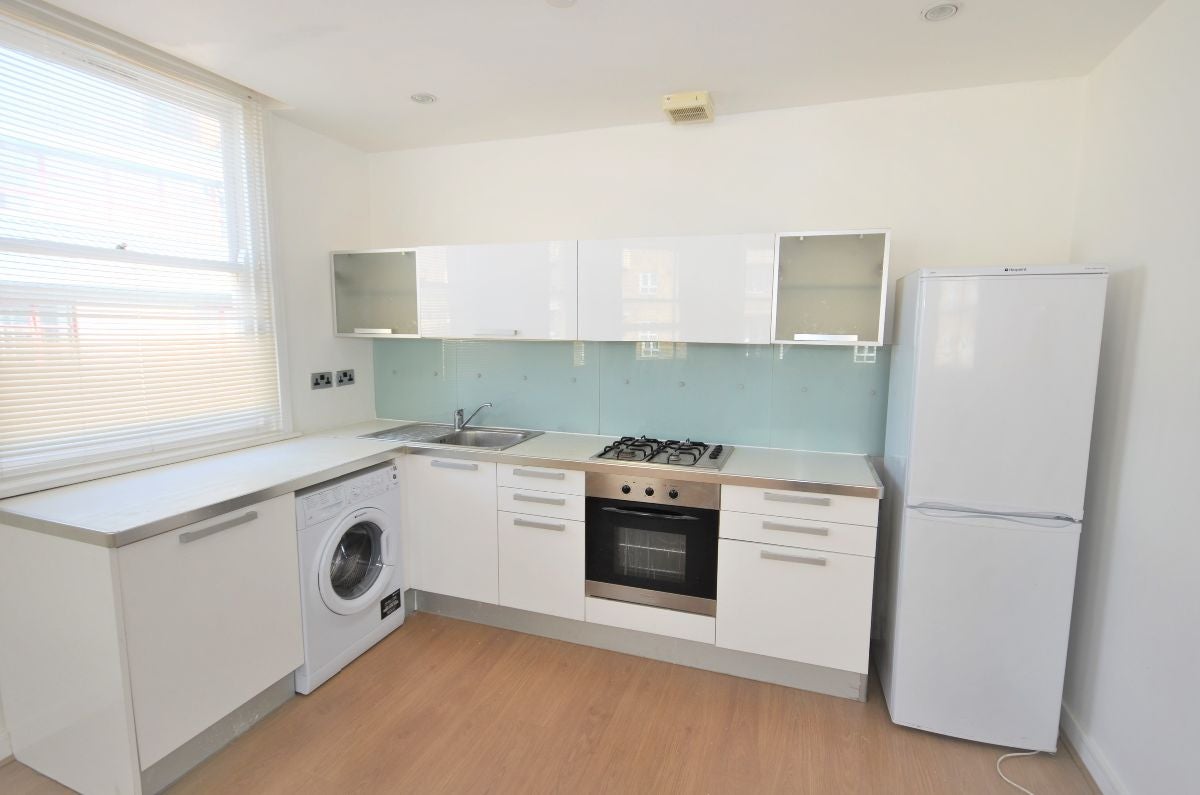 Flat Frampton Street in City of Westminster