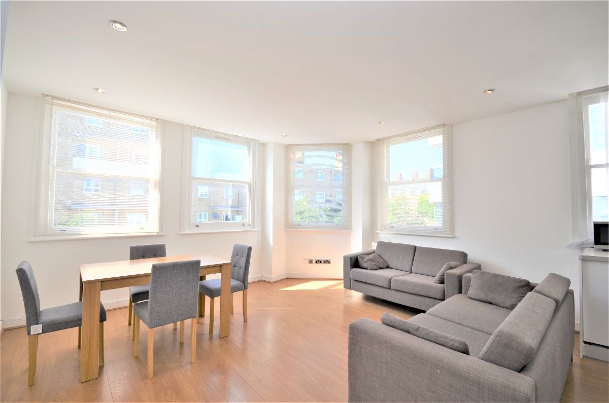 Flat Frampton Street in City of Westminster