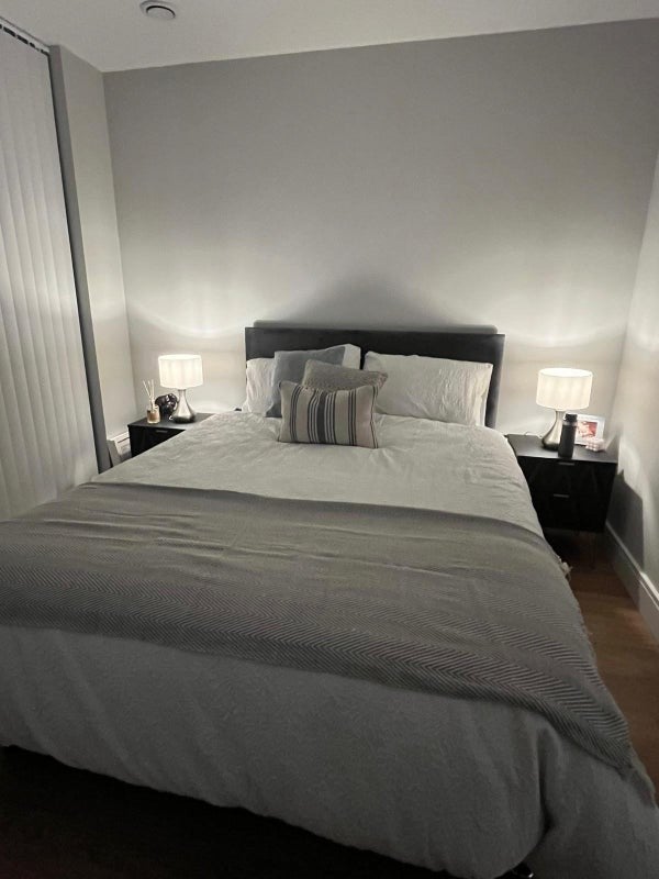 Room Summerstown in Greater London