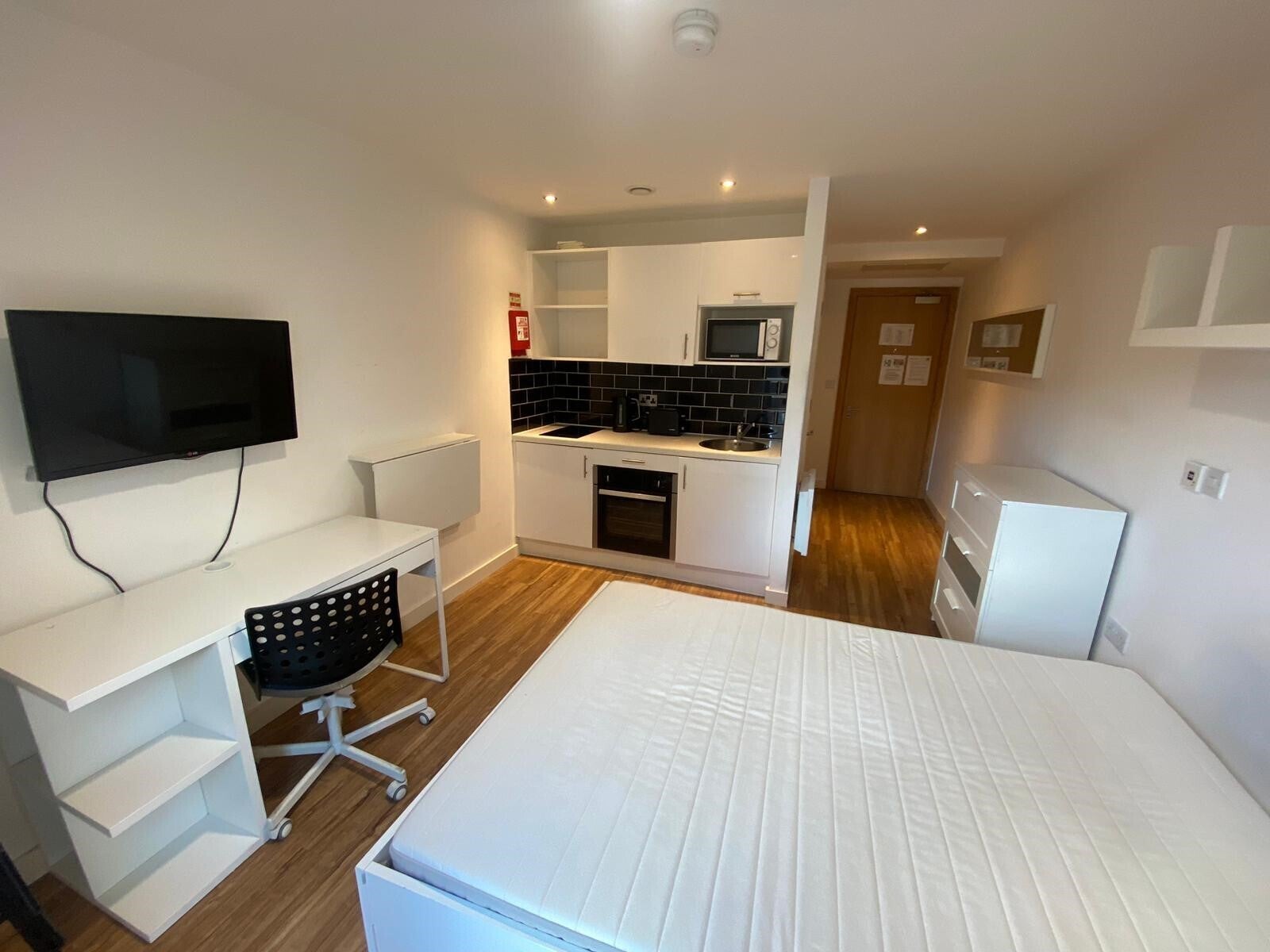 Flat David Lewis Street in Liverpool