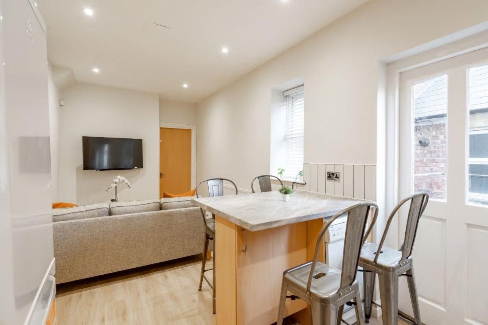 Room Shortridge Terrace in Newcastle upon Tyne