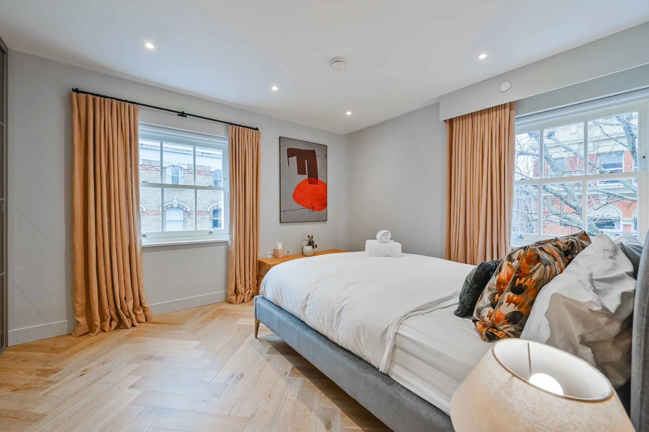 Flat Charlotte Street in Greater London