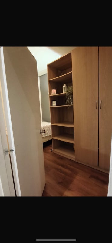 Room Queenstown Road in Greater London