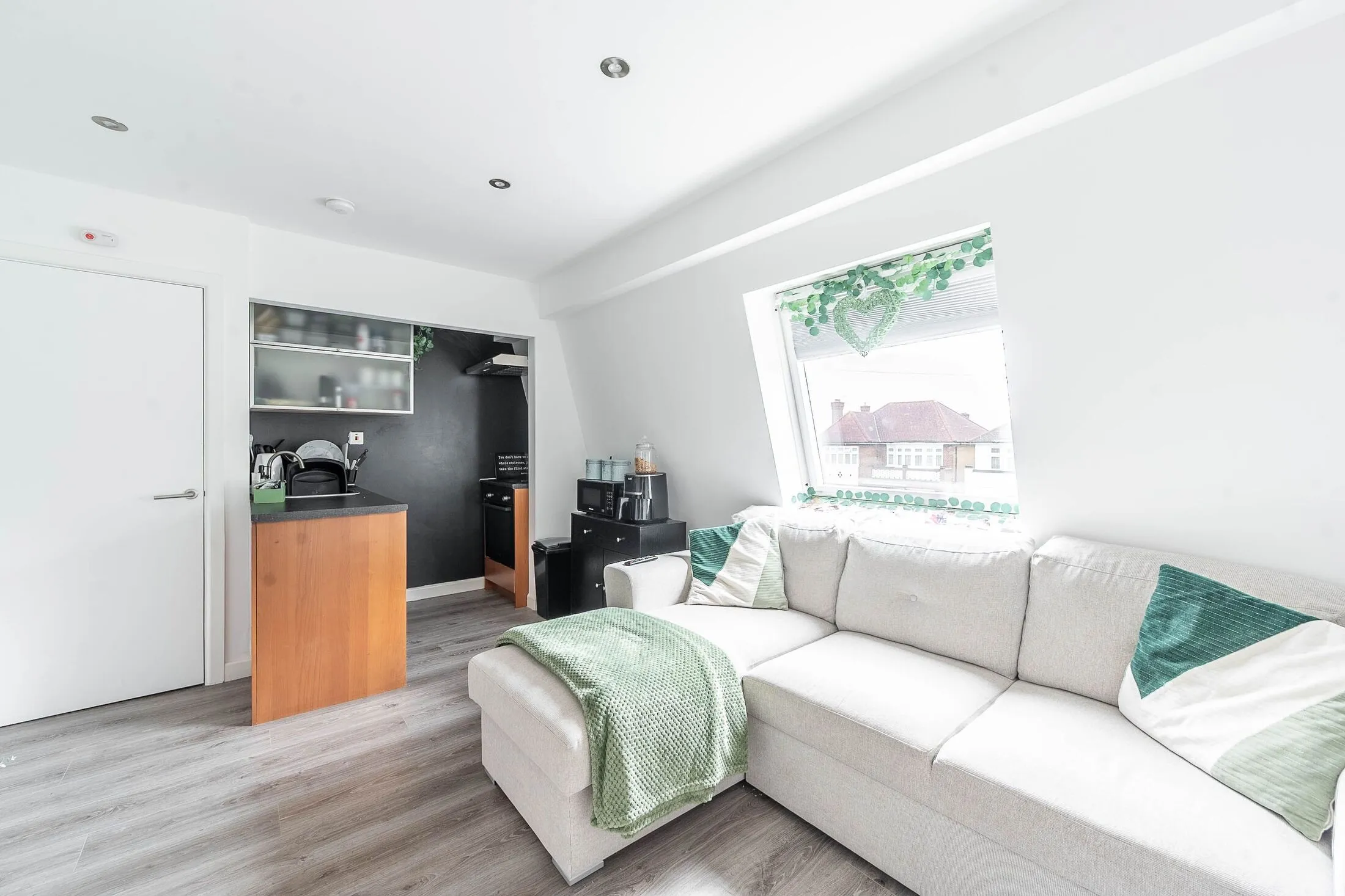 Flat Shaftesbury Avenue in Greater London