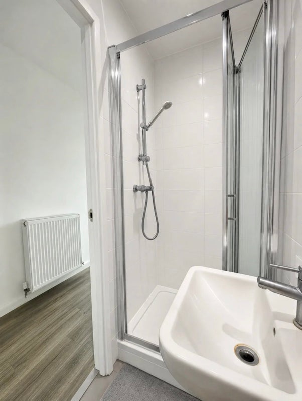 Room Achillies Close in Greater London