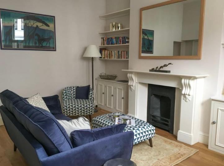 Flat Comeragh Road in Greater London
