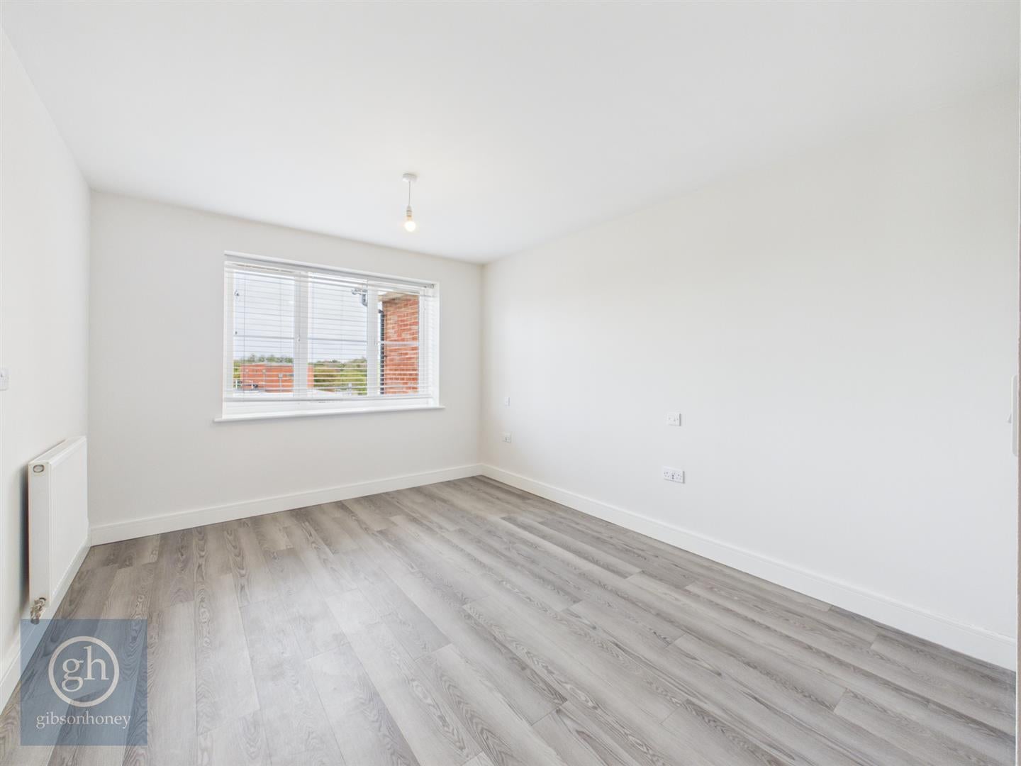 Flat Bathurst Close in Richings Park