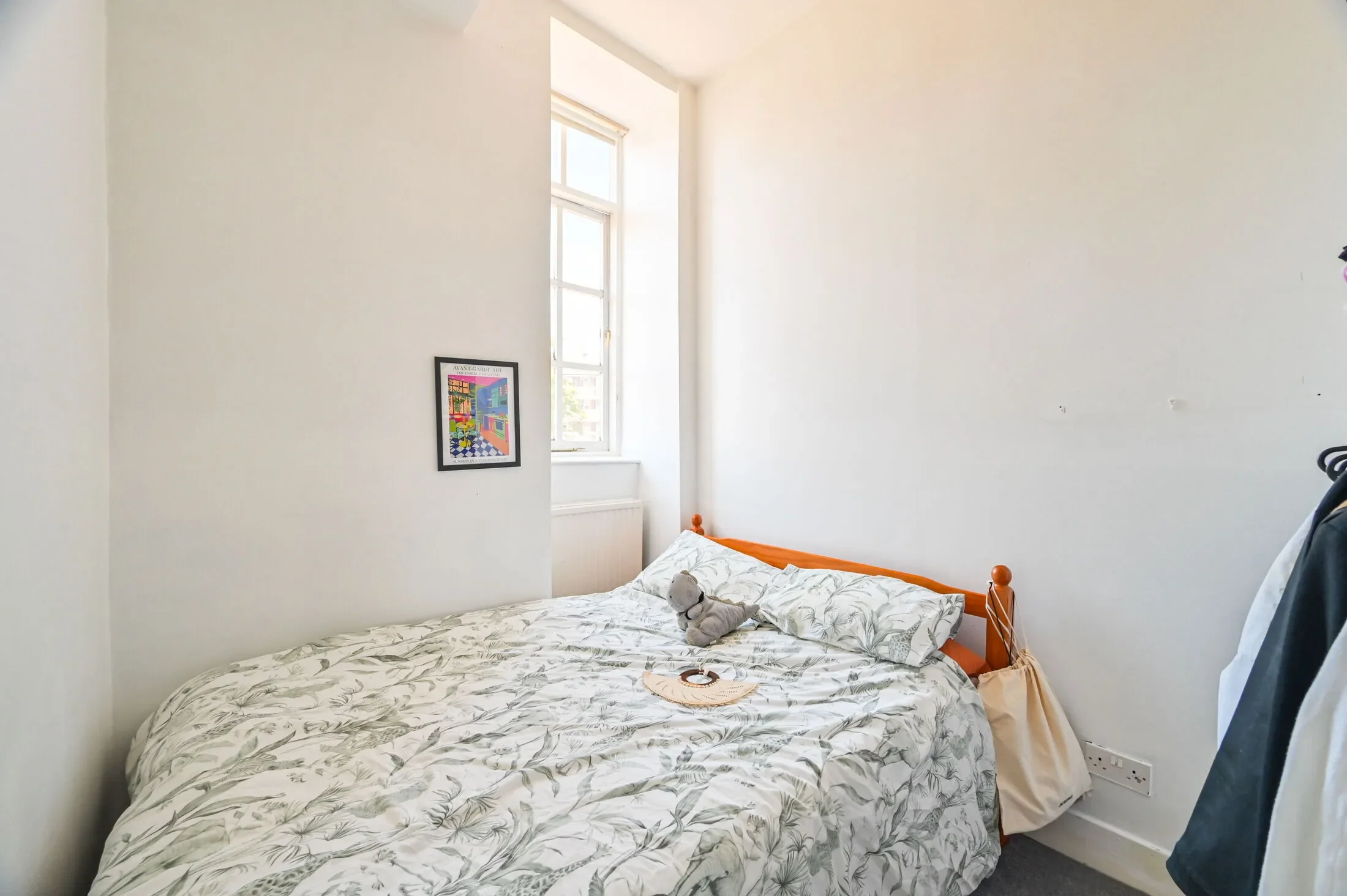 Flat Wharf Place in Greater London