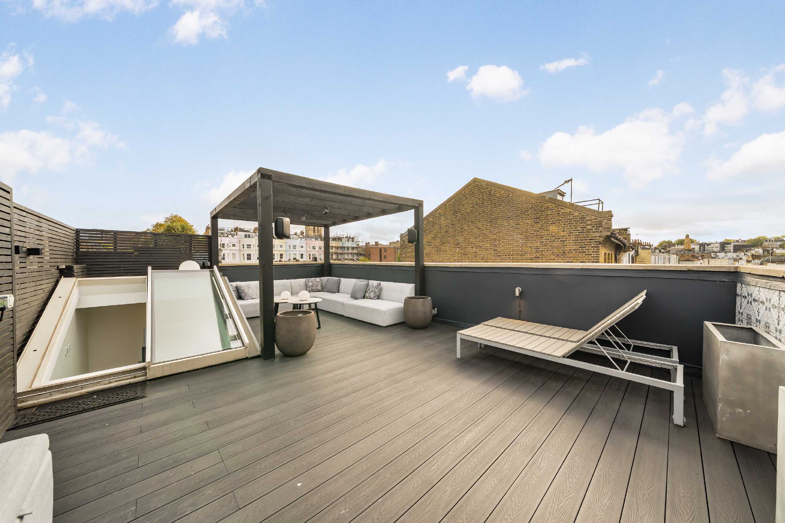 Flat Dunworth Mews in Greater London
