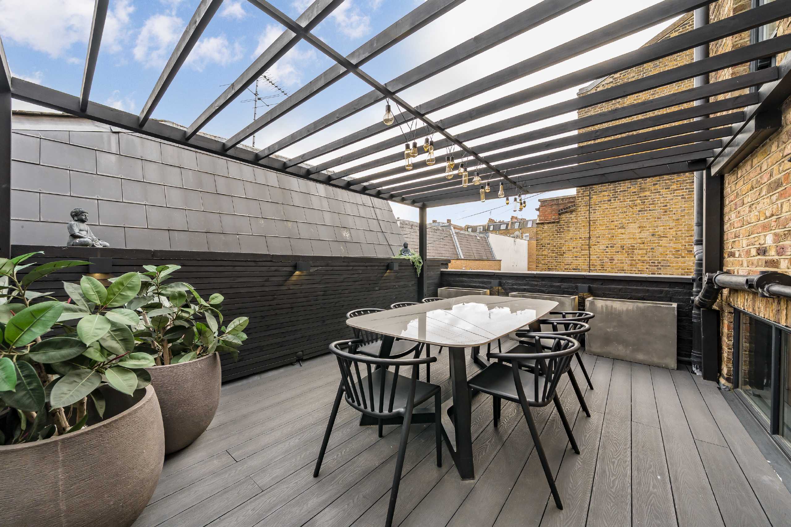 Flat Dunworth Mews in Greater London