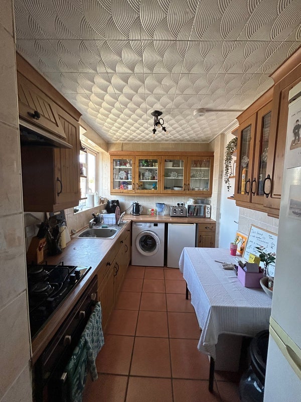 Room Lindley Street in Greater London