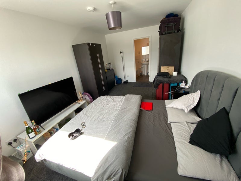 Room Lowestoft Mews in Greater London