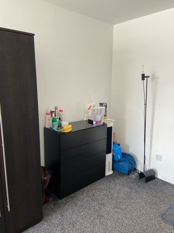 Room Lowestoft Mews in Greater London