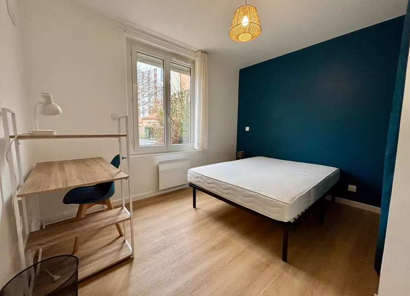 Chambre Allée Félicia Barbanel-Combaud à Poitiers