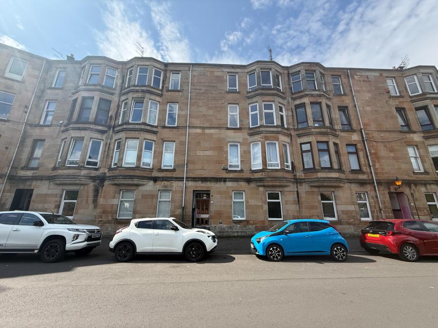 Flat Prince Edward Street in Glasgow