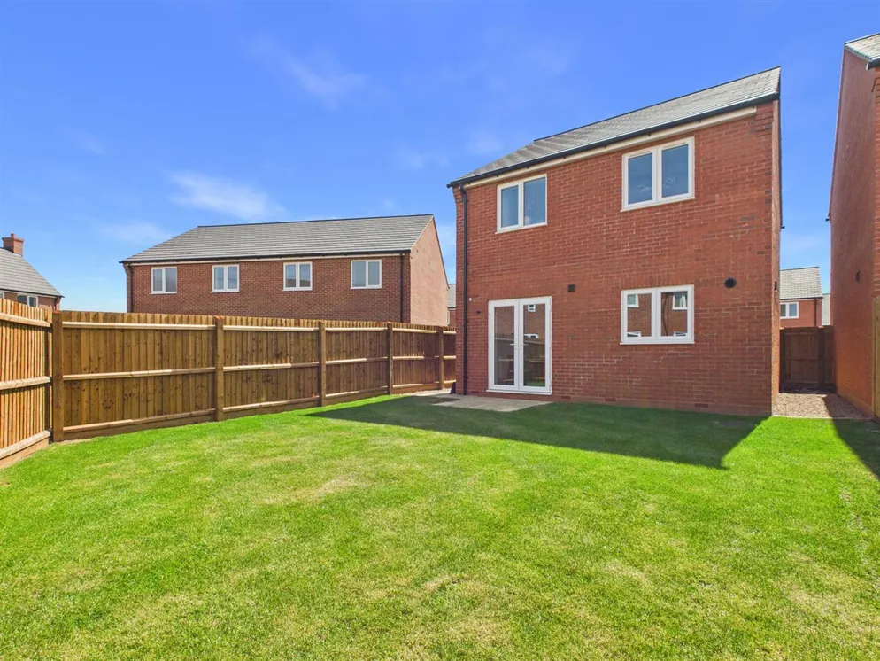 Flat Sceptre Road in Harborough