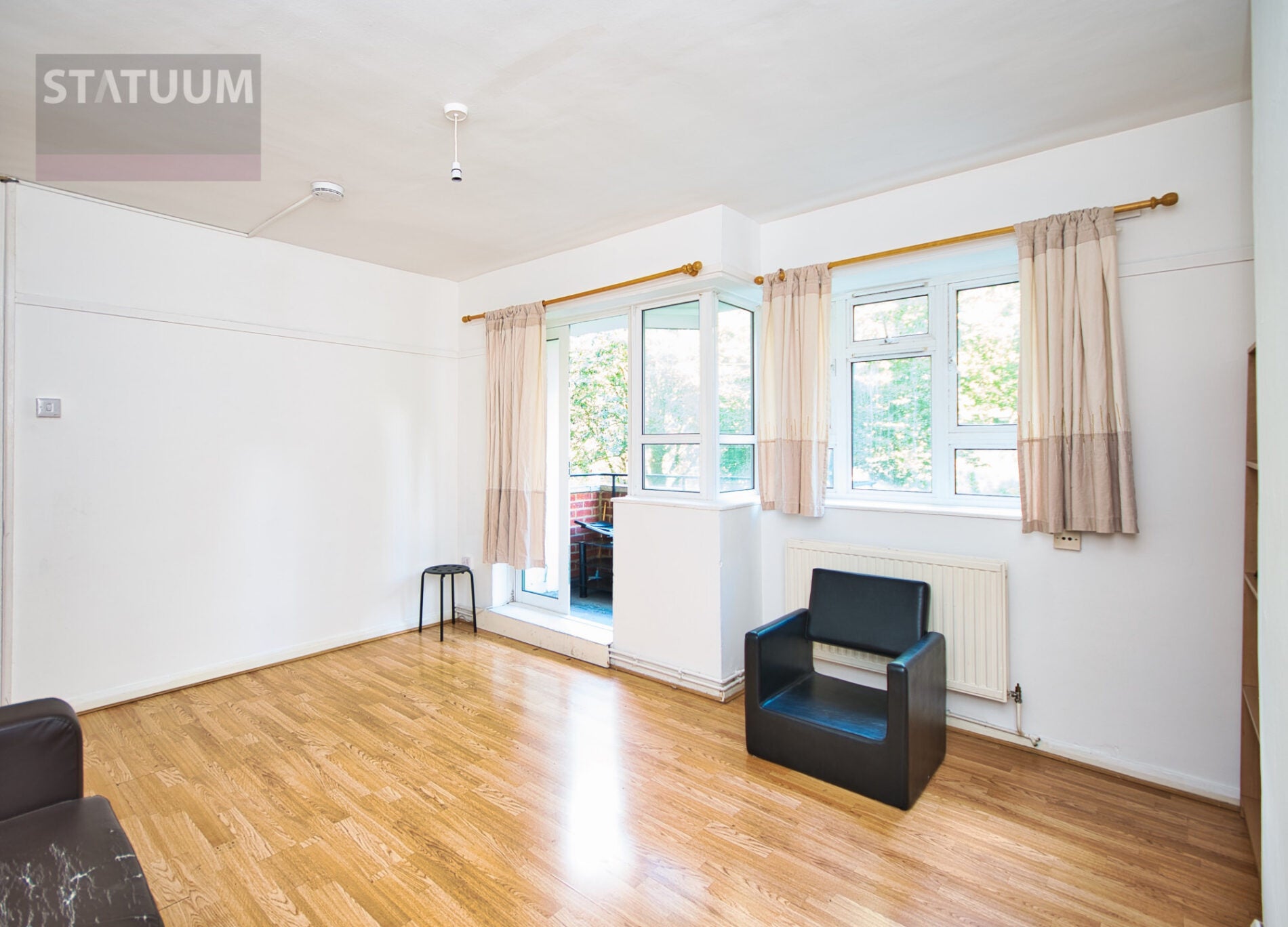 Flat Devons Road in Greater London