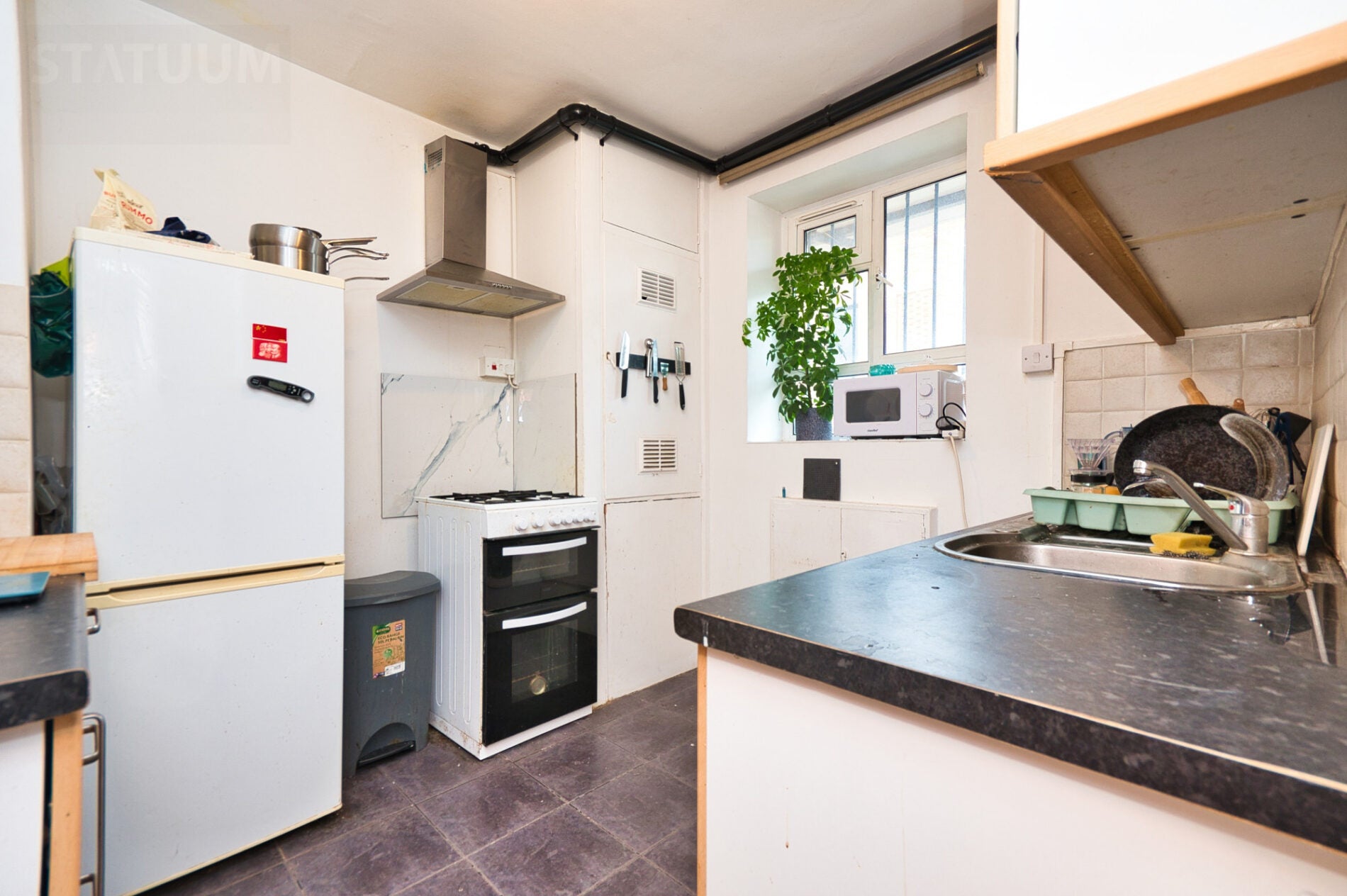 Flat Devons Road in Greater London