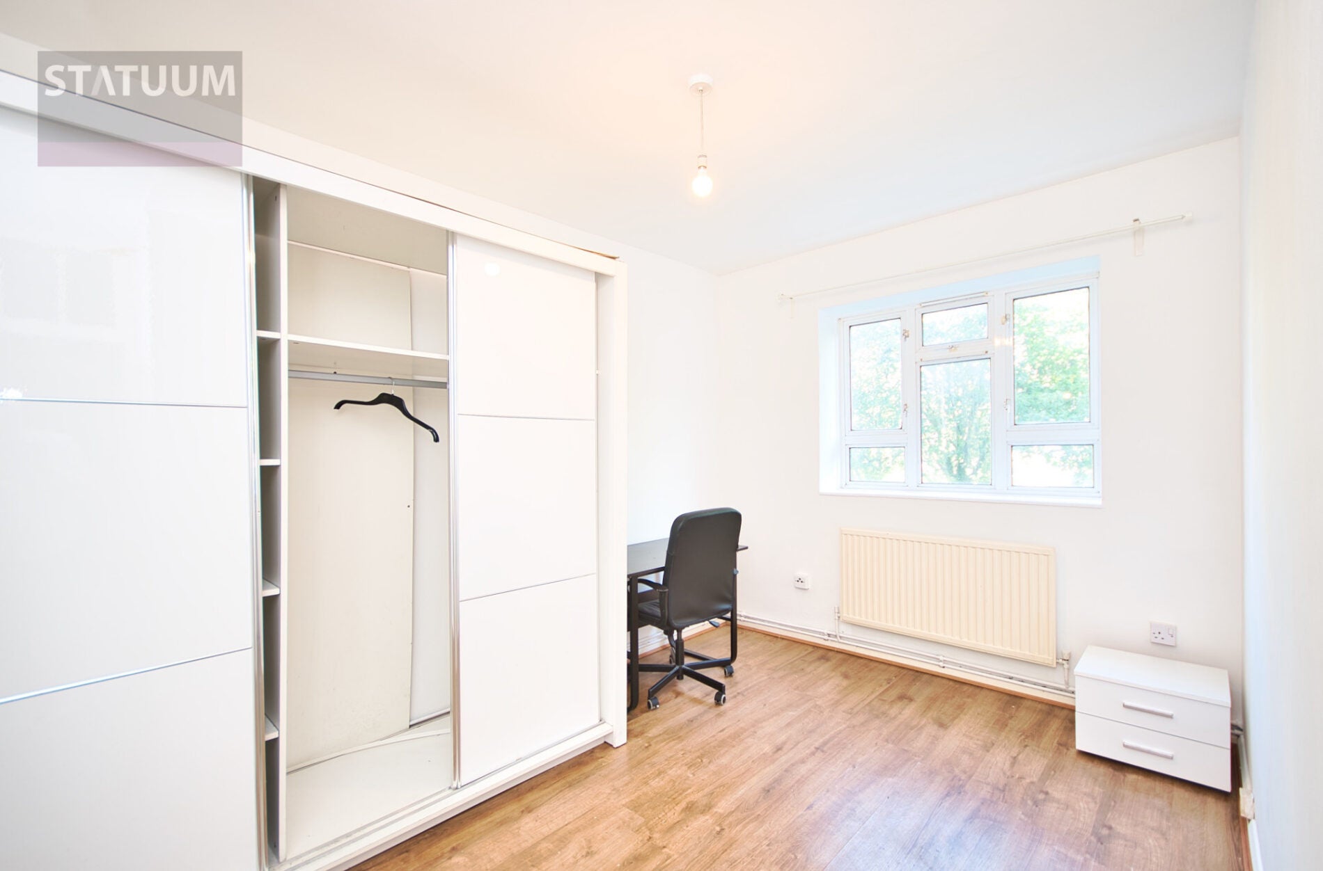 Flat Devons Road in Greater London