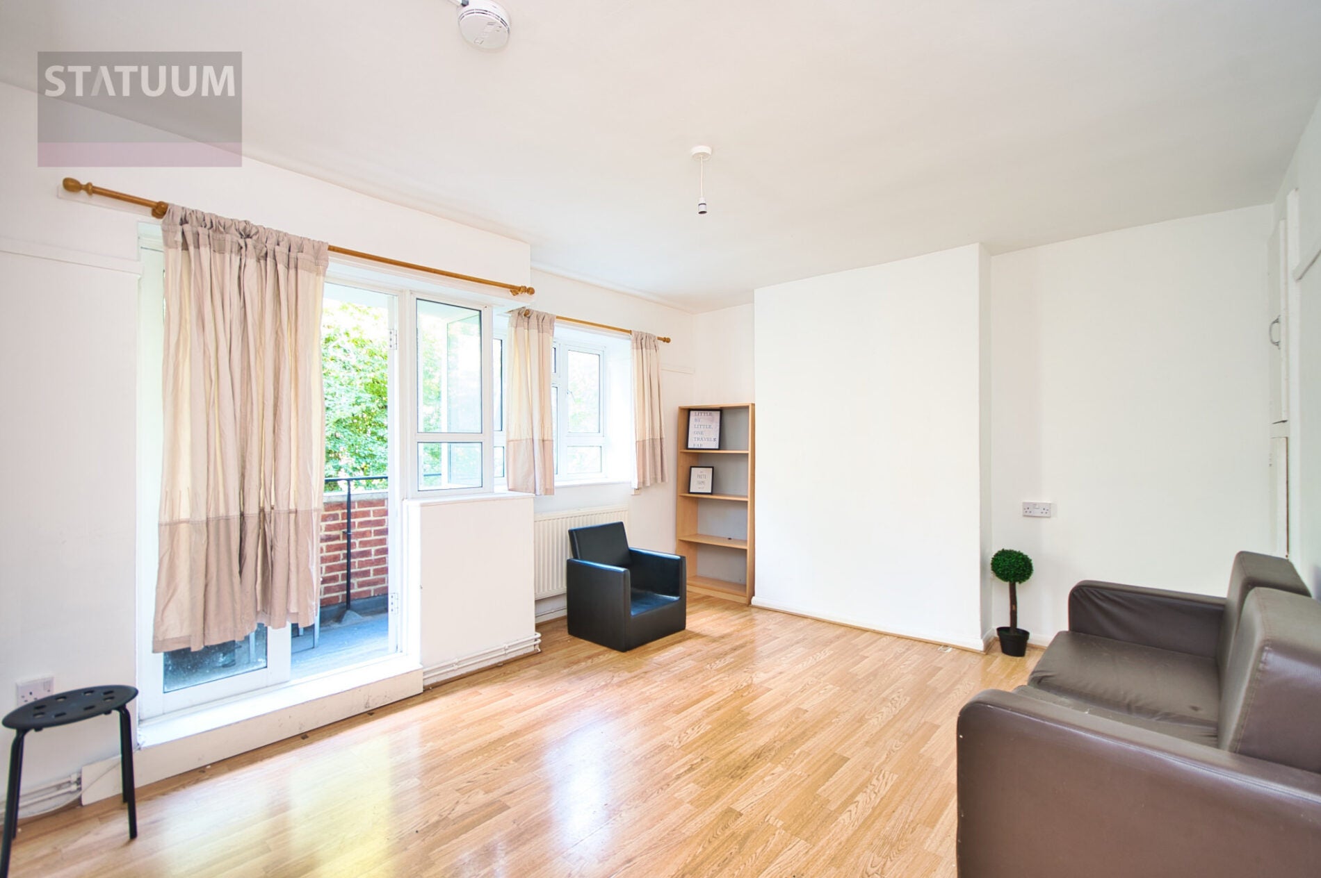 Flat Devons Road in Greater London